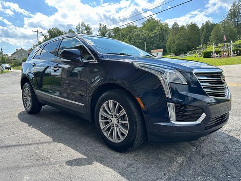 Used 2017 Cadillac XT5 Luxury image 5