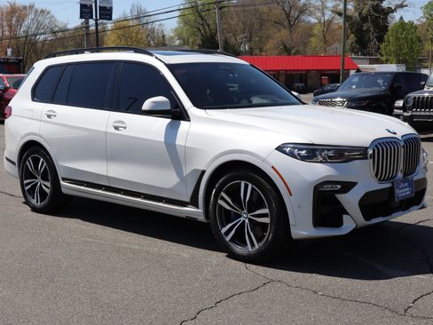 Used 2020 BMW X7 xDrive40i w/ M-Sport Package image 10