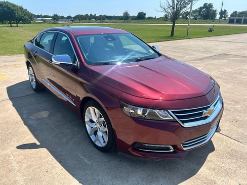 Used 2017 Chevrolet Impala Premier image 3