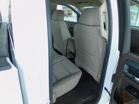 Used 2018 Chevrolet Silverado 1500 LT image 21