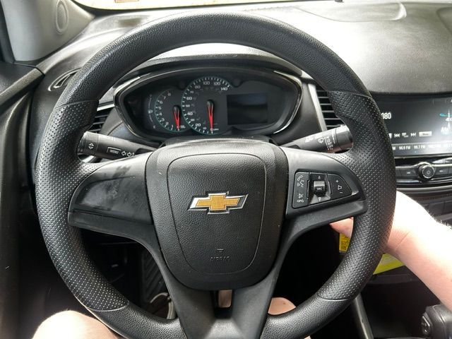 Used 2017 Chevrolet Trax FWD LS image 10