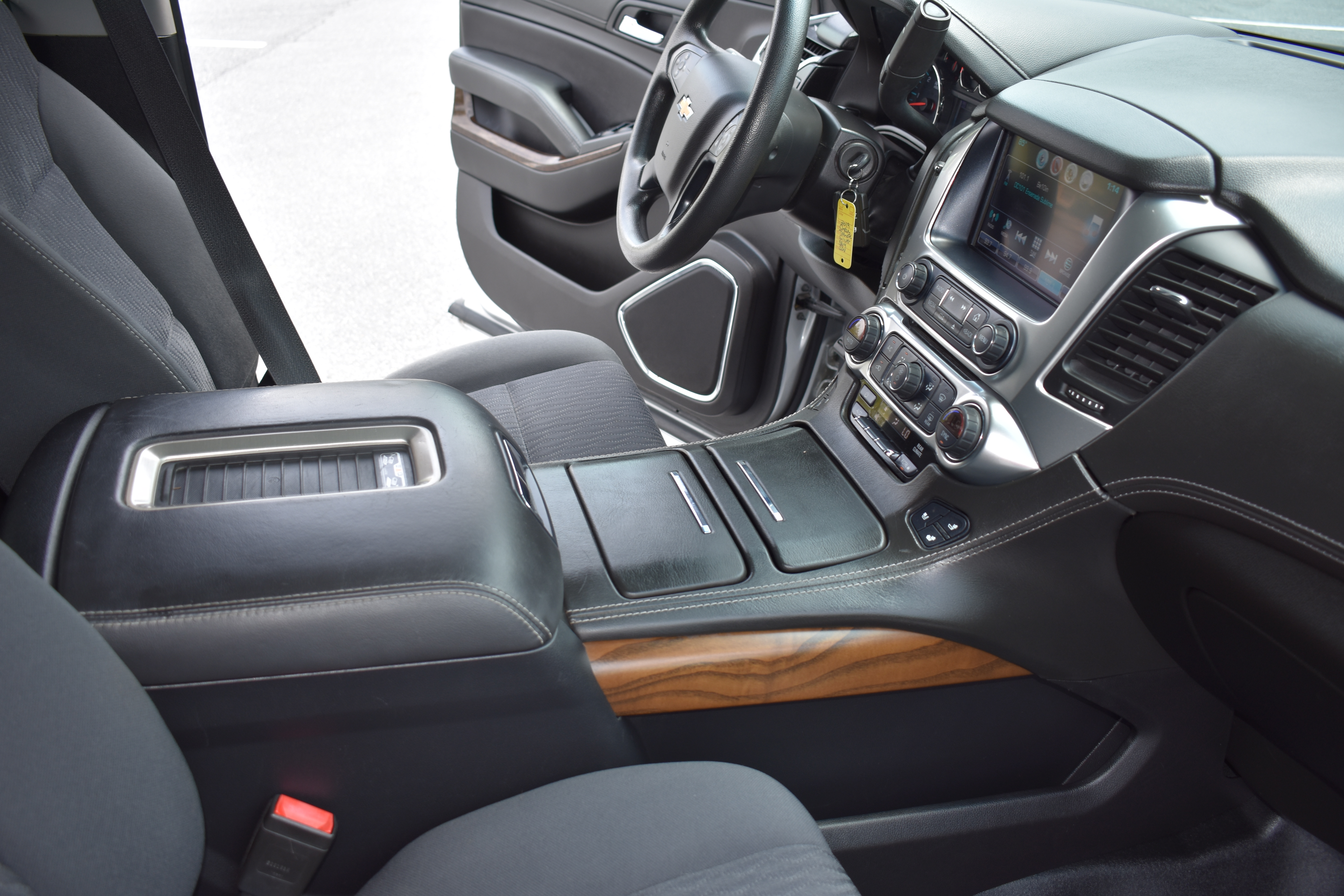 Used 2019 Chevrolet Tahoe 4WD image 28