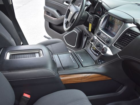 Used 2019 Chevrolet Tahoe 4WD image 28