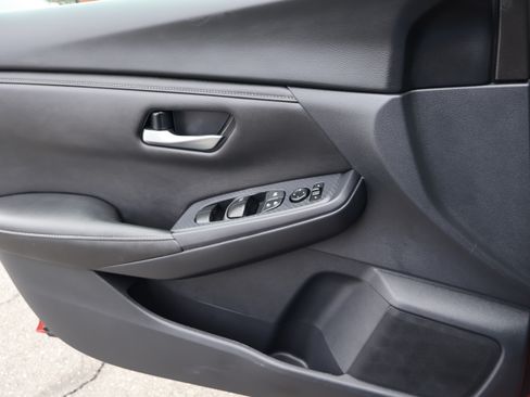 Used 2024 Nissan Sentra SV image 19