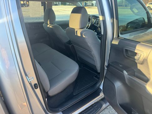 Used 2021 Toyota Tacoma SR5 image 16