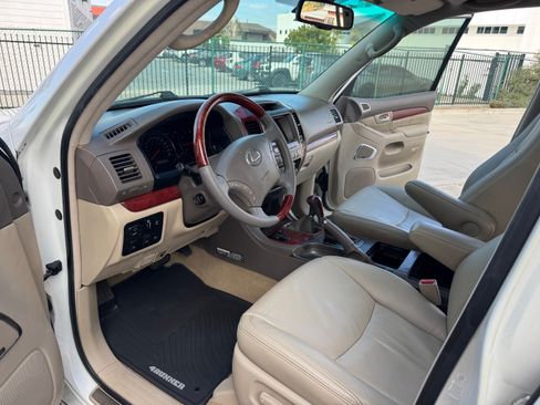 Used 2008 Lexus GX 470 image 14