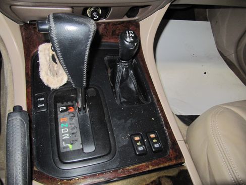 Used 2000 Toyota Land Cruiser image 14