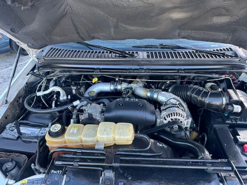 Used 2003 Ford F350 XL image 30