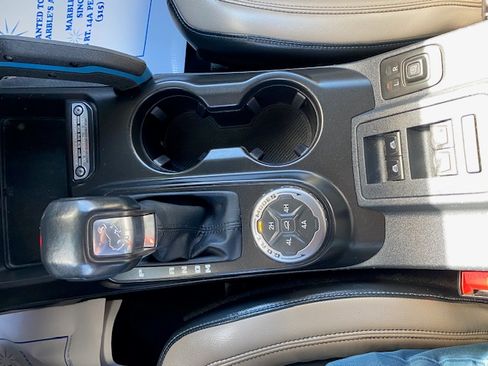 Used 2021 Ford Bronco Wildtrak image 11