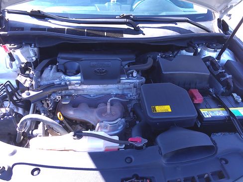 Used 2012 Toyota Camry SE image 32