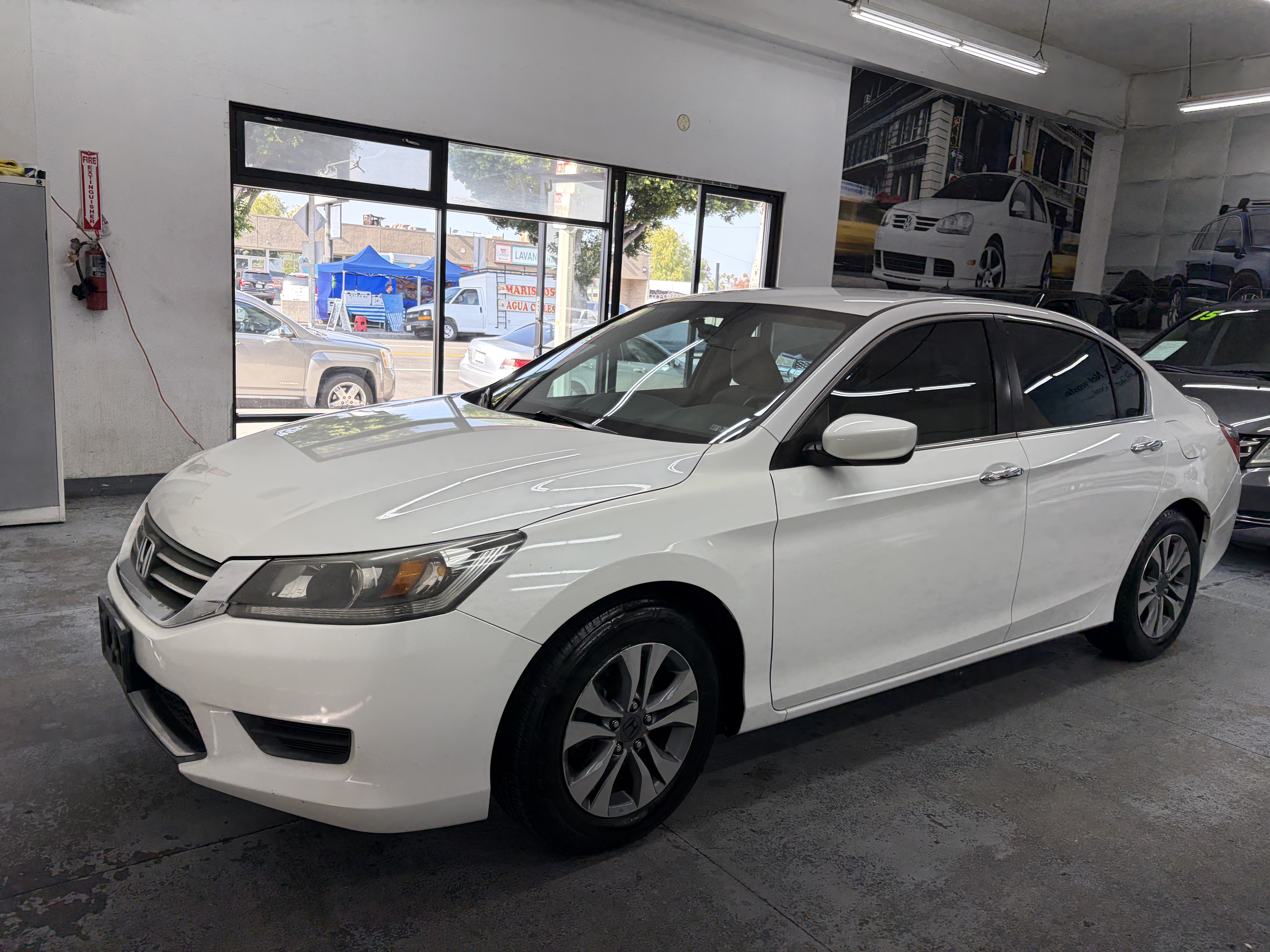 Used 2013 Honda Accord LX Sedan image 2