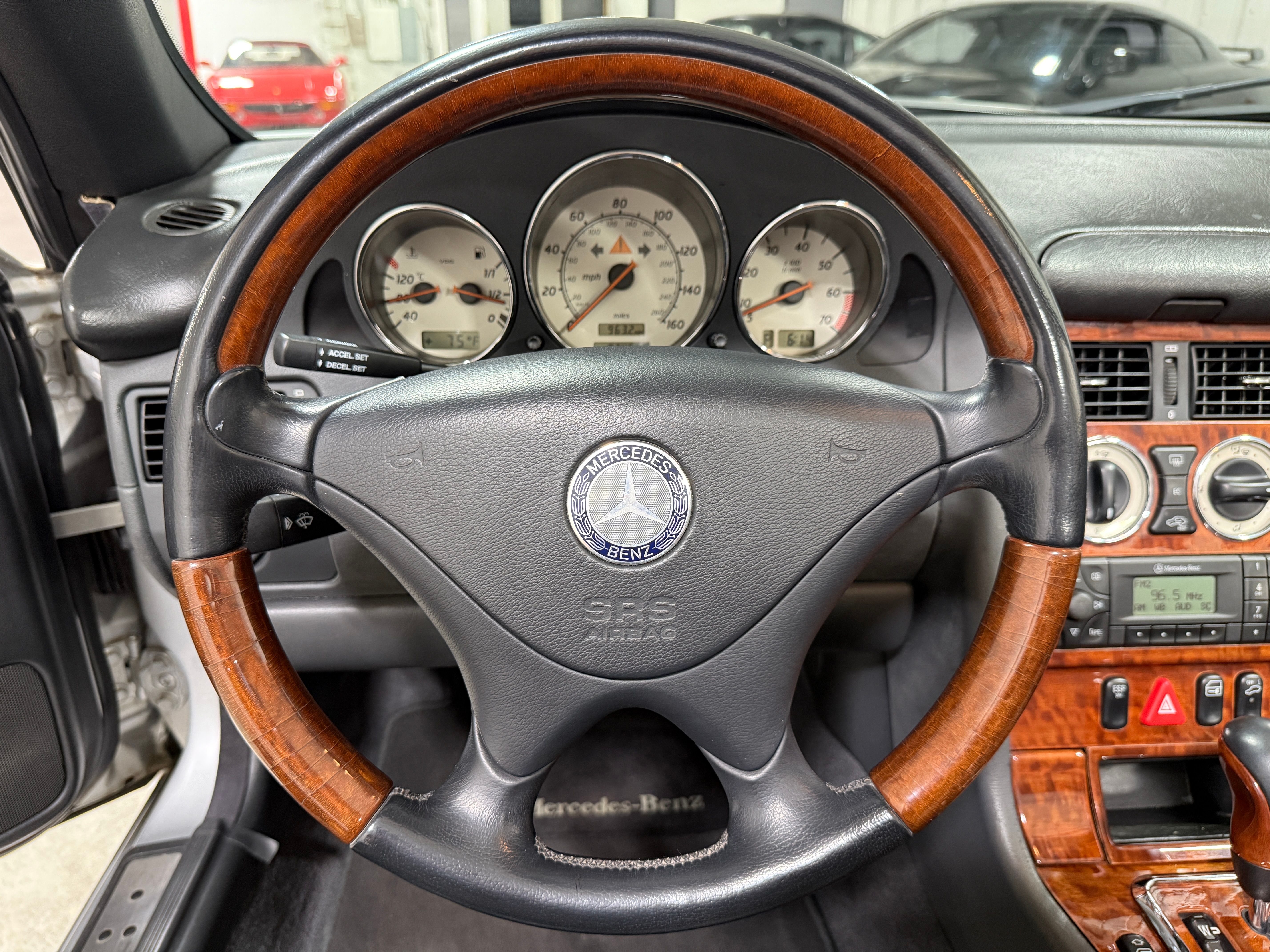 Used 2001 Mercedes-Benz SLK 320 image 30