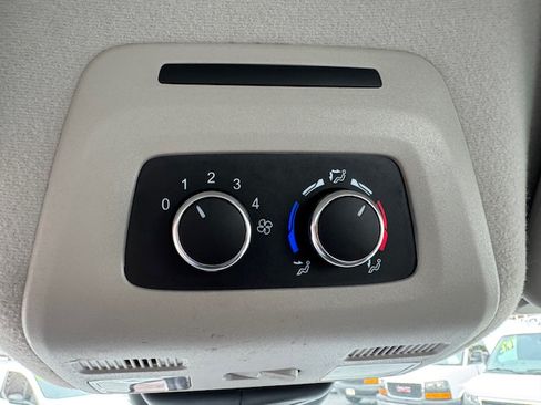 Used 2022 Ford Transit 350 XLT image 16