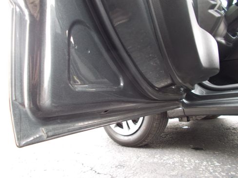 Used 2017 Chevrolet Sonic LS image 17