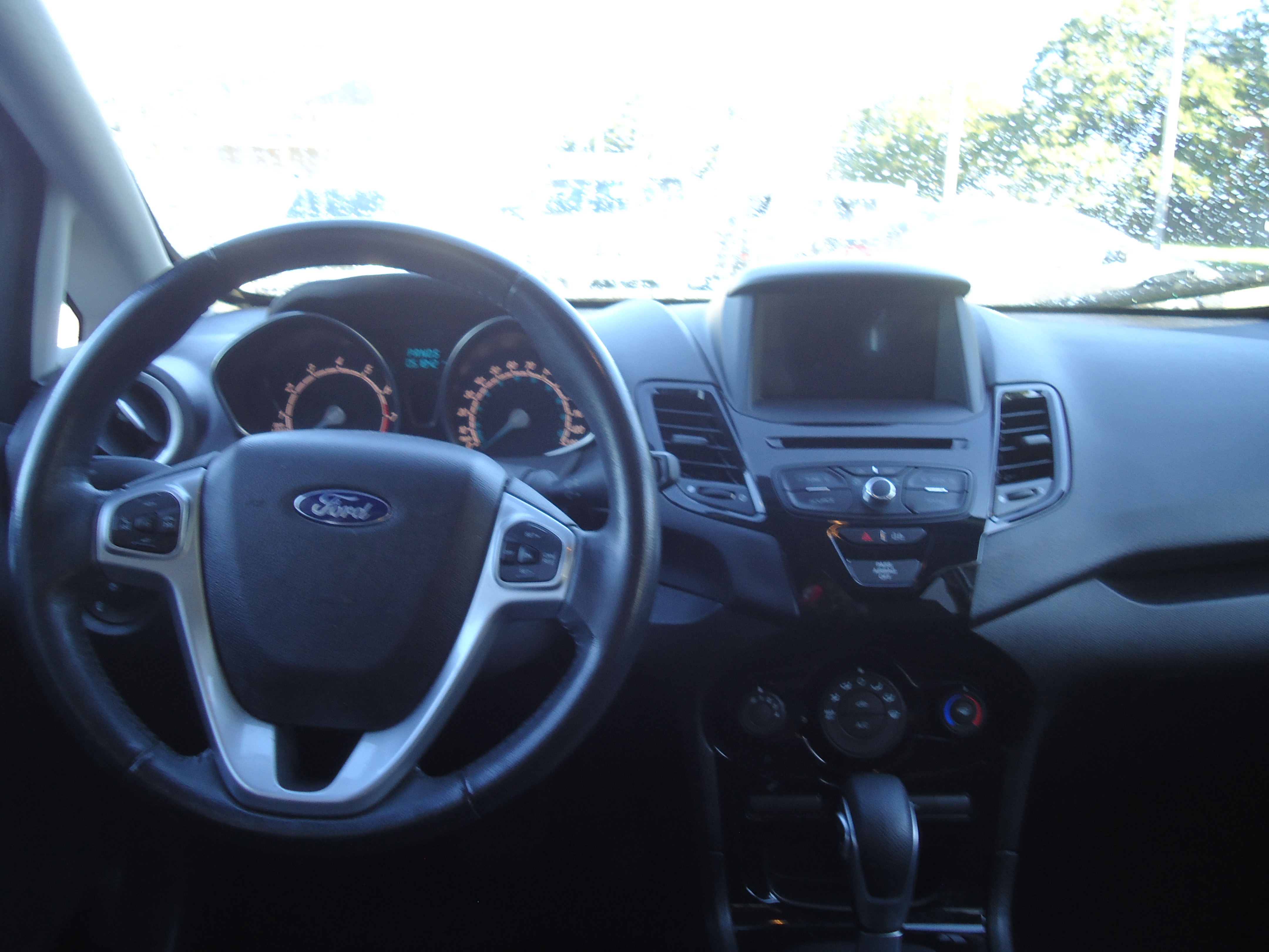 Used 2016 Ford Fiesta SE Sedan FWD image 7