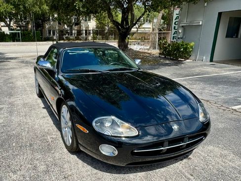 Used 2005 Jaguar XK8 Convertible RWD image 30