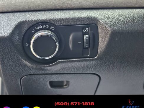 Used 2011 Chevrolet Cruze Eco image 18