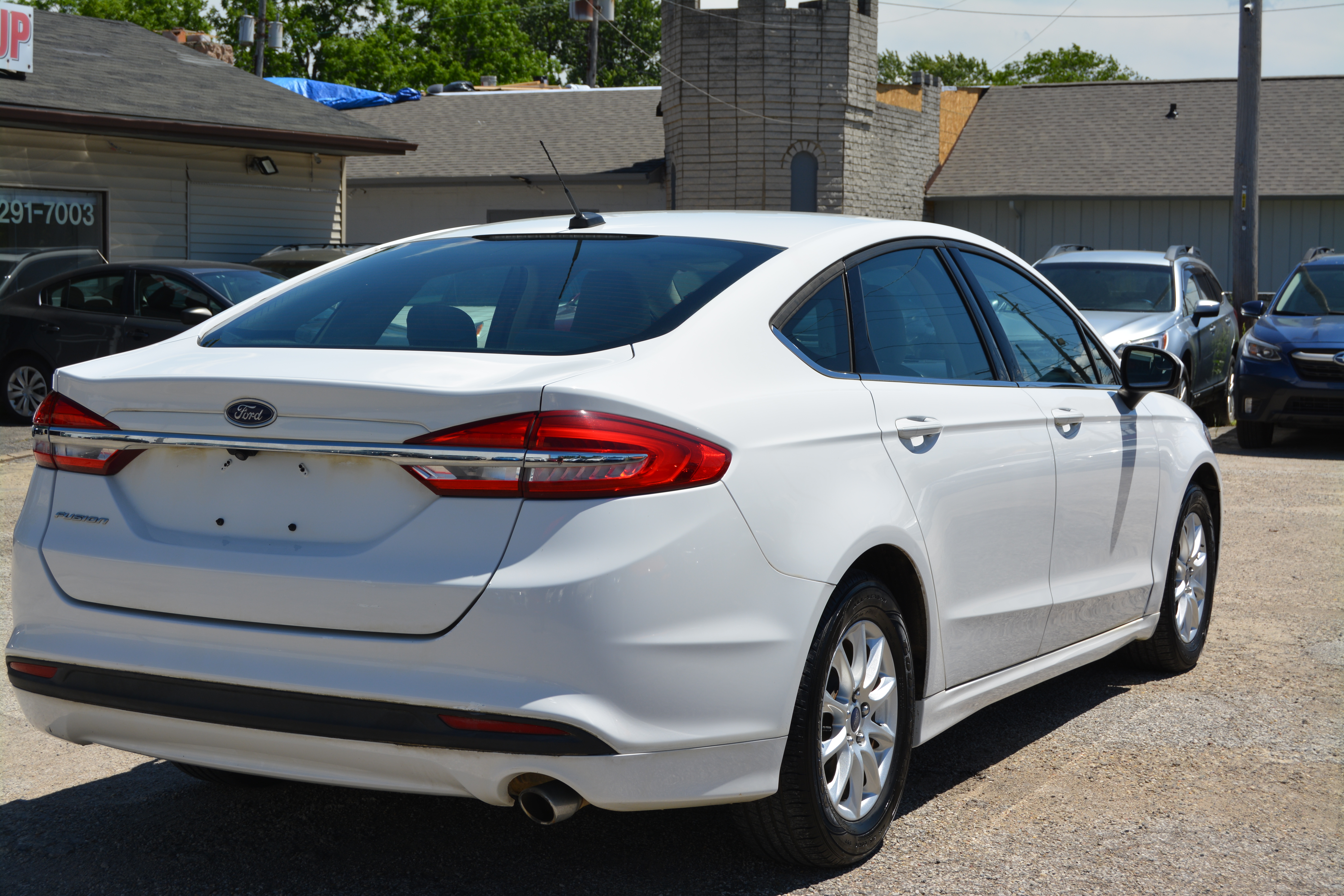 Used 2017 Ford Fusion S FWD image 7