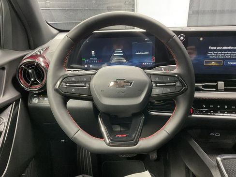 New 2026 Chevrolet Equinox RS image 17