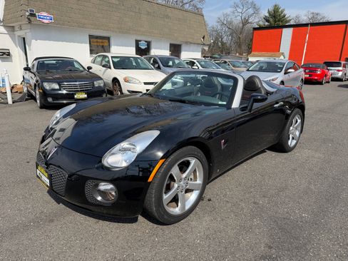 Used 2008 Pontiac Solstice GXP image 16