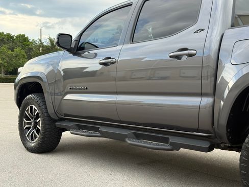 Used 2021 Toyota Tacoma TRD Sport RWD image 46