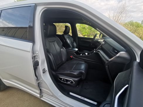 Used 2021 Jeep Grand Cherokee L Overland image 8