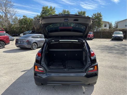 Used 2020 Hyundai Kona SE image 36