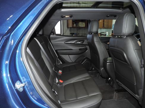 Used 2023 Chevrolet TrailBlazer AWD ACTIV image 29