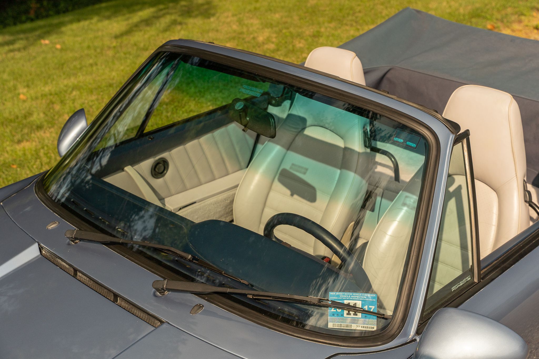 Used 1992 Porsche 911 Cabriolet image 45