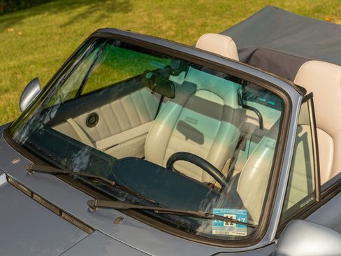 Used 1992 Porsche 911 Cabriolet image 45