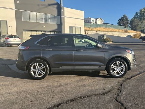 Used 2018 Ford Edge Titanium image 8