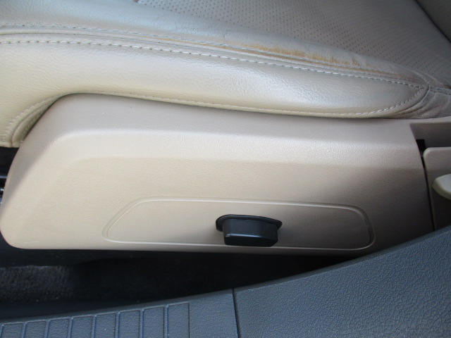 Used 2015 Jeep Compass 4WD Latitude image 17