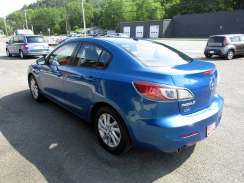 Used 2012 MAZDA MAZDA3 Touring image 5