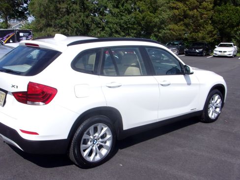 Used 2014 BMW X1 xDrive28i AWD/4WD image 12