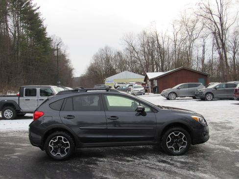 Used 2015 Subaru XV Crosstrek 2.0i Limited image 12