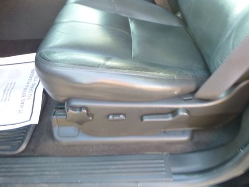 Used 2014 Chevrolet Silverado 2500 LT image 19