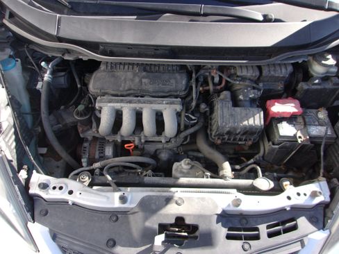 Used 2013 Honda Fit image 8