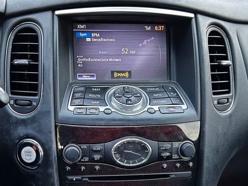 Used 2011 INFINITI EX35 Journey image 13