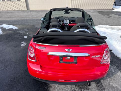 Used 2015 MINI Cooper image 6