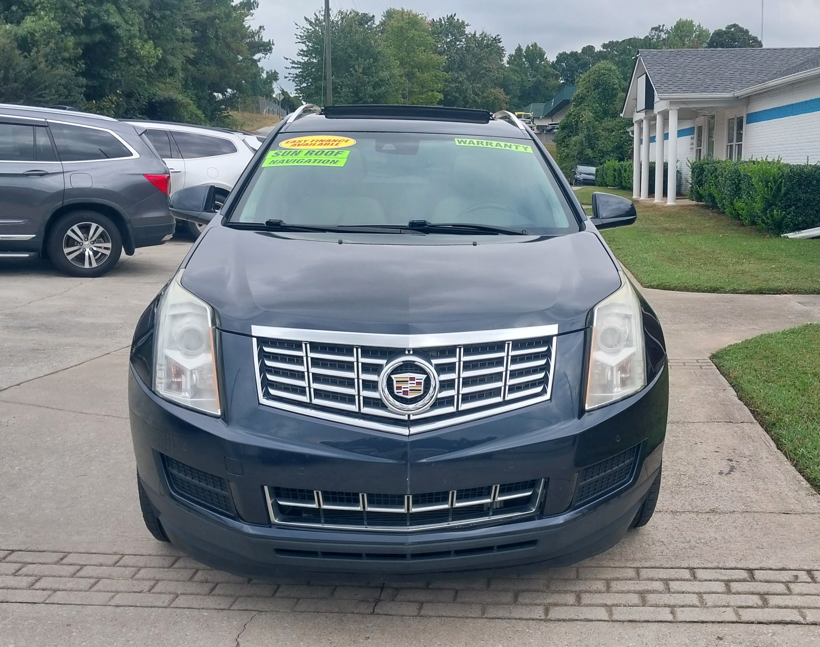 Used 2016 Cadillac SRX FWD Luxury image 9