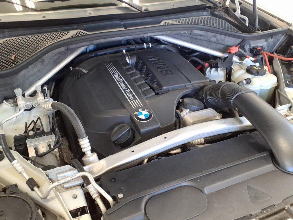 Used 2018 BMW X6 xDrive35i w/ M-Sport Package AWD/4WD image 24