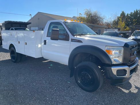 Used 2015 Ford F450 image 3