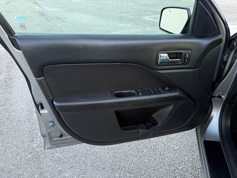 Used 2009 Mercury Milan Premier image 31