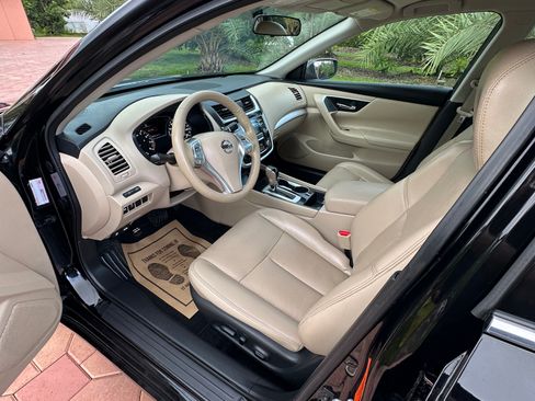 Used 2018 Nissan Altima SL FWD image 7