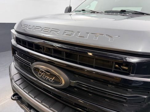 Used 2022 Ford F350 XLT image 11