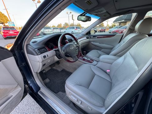 Used 2004 Lexus ES 330 image 16