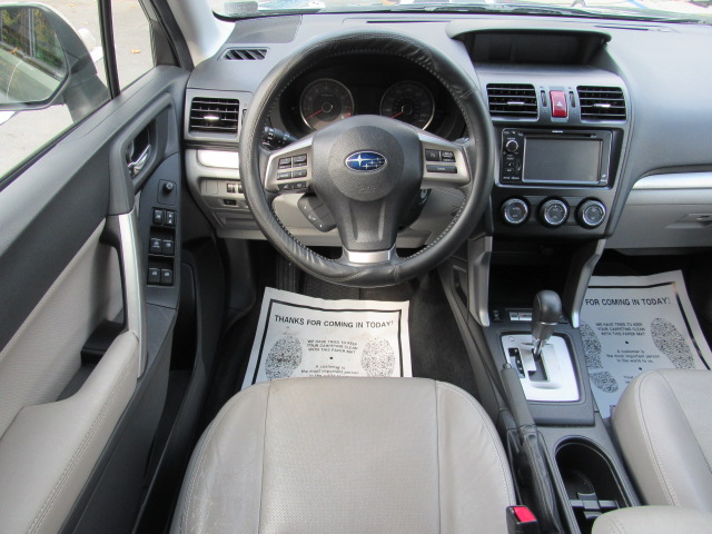 Used 2014 Subaru Forester 2.5i Limited AWD/4WD image 21