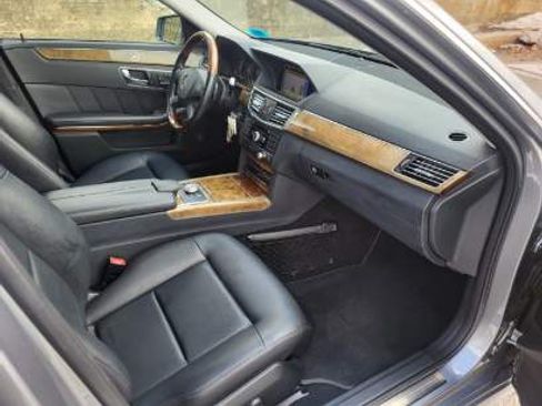Used 2011 Mercedes-Benz E 350 Sport image 11