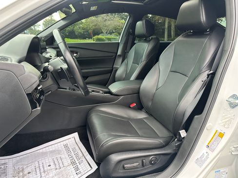 Used 2024 Honda Accord Sport-L image 9