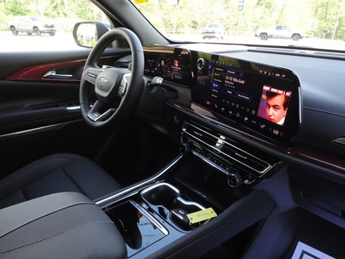 New 2026 Chevrolet Traverse Z71 image 27